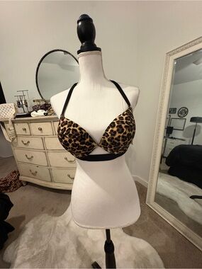 Victoria's Secret Leopard Print Push-Up Bra - Black Straps